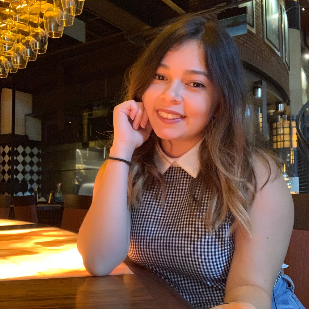 Meet your Posher, Isabel